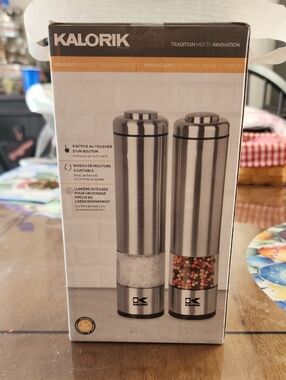KALORIK Stainless Steel Electric Salt & Pepper Mill Set - Silver